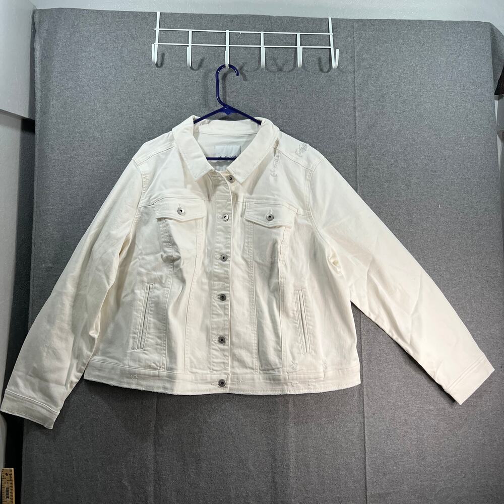 Studio Park x Amy Stran Distressed Denim Jacket White Size 2X